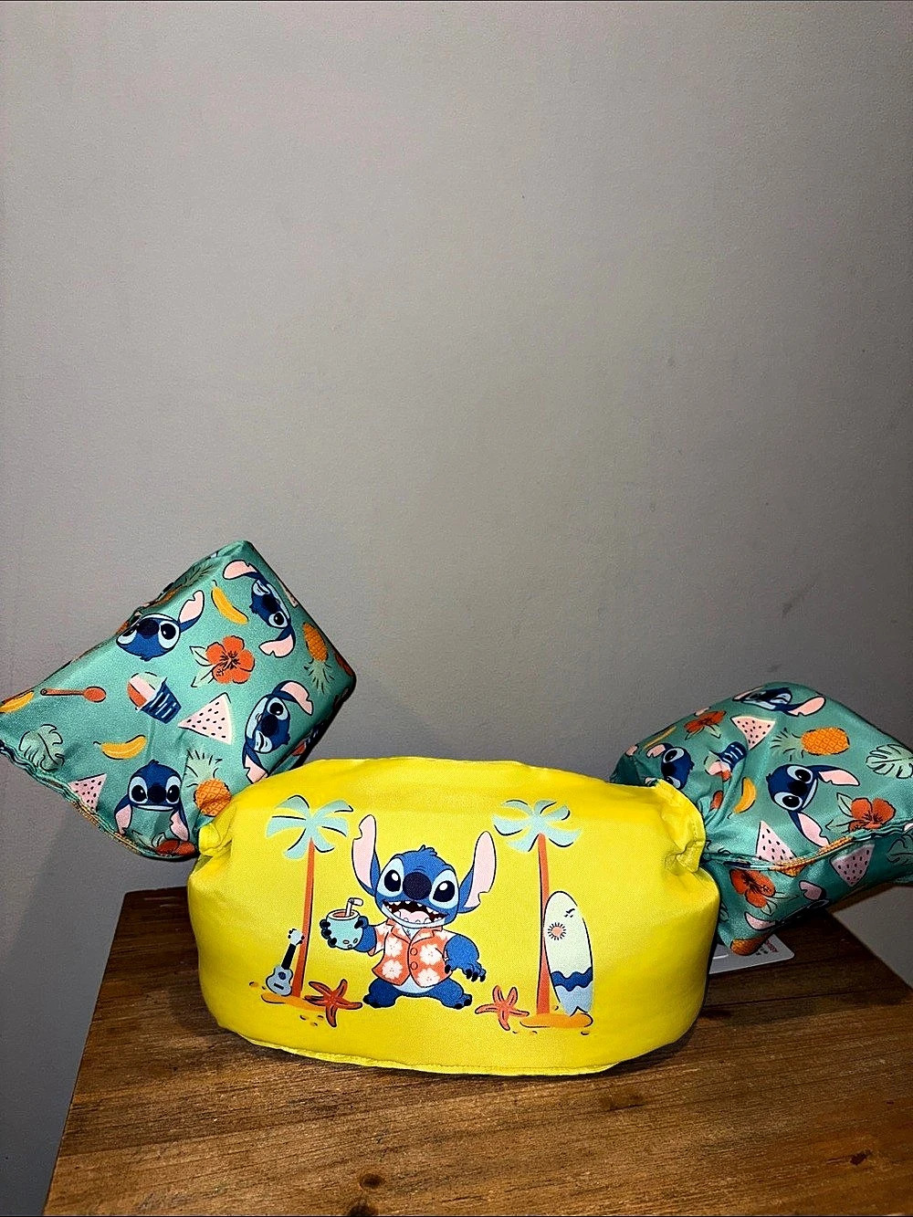 Disney Stitch Life Vest Life Vest Yellow 33-55 lbs